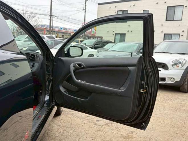 インテグラタイプR 　2.0　ワンオーナー　レカロシート　パワステ　パワーウィンドウ　純正アルミホイール　ABS　キーレスエントリー　横滑り防止装置　エアコン　盗難防止装置 2WD 2000