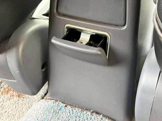 ハイラックスサーフ2.7 SSR-X Vセレクション 4WD　社外ナビ　バックカメラ　社外アルミホイール　エアコン　リフトアップ　パワステ　パワーウィンドウ　キーレスエントリー　ETC　ABS　ルーフレール 2700