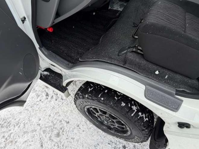 キャラバンNV350 2.5 プレミアムGX ロングボディ ディーゼルターボ 4WD　バックカメラ　エアコン　ドライブレコーダー　ETC　パワステ　パワーウィンドウ　スマートキー　キーレス　片側スライドドア 2500