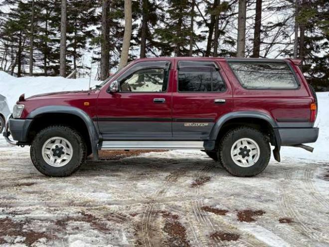 ハイラックスサーフ3.0 SSR-G ワイドボデー ディーゼルターボ 4WD　レカロシート　社外ハンドル　社外ナビ　地デジ　ETC　2バッテリー　バンパーガード　パワステ　パワーウィンドウ　純正アルミホイール　クルーズコントロール　寒冷地仕様 3000