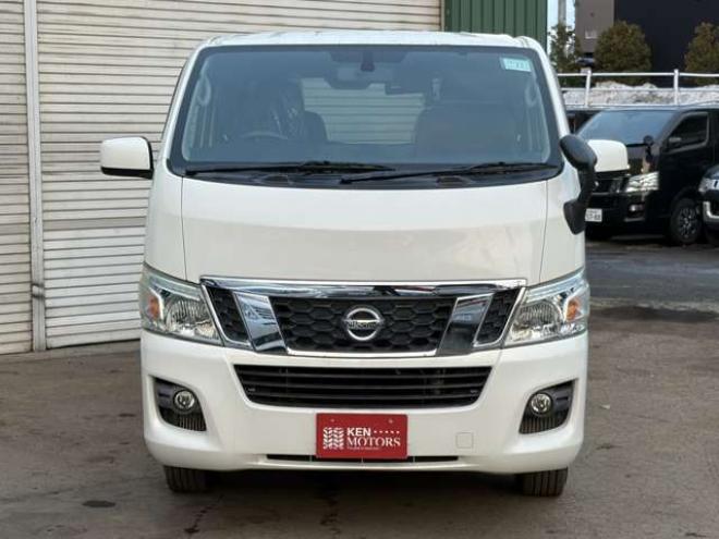キャラバンNV350 2.5 プレミアムGX ロングボディ ディーゼルターボ 4WD　ベッドキット　スマートキー　キーレスエントリー　パワステ　パワーウィンドウ　ABS　ETC　エアコン　盗難防止装置　両側スライドドア 2500