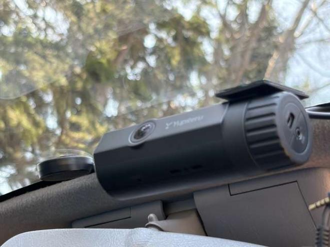 ハイラックスサーフ2.7 SSR-X Vセレクション 4WD　社外ナビ　バックカメラ　リフトアップ　社外アルミホイール　エアコン　ETC　ドライブレコーダー　パワステ　パワーウィンドウ　ABS　キーレスエントリー　ルーフレール 2700