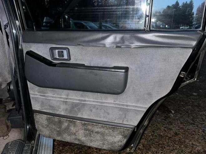 サファリ4.2 エクストラハイルーフグランロード ディーゼル 4WD　ハイルーフ　パワステ　パワーウィンドウ　社外アルミホイール　マッドフラップ 4200