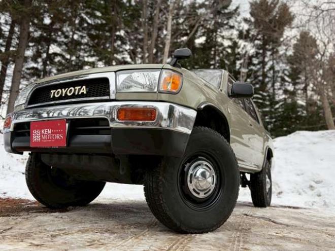 ハイラックスサーフ3.0 SSR-G ワイドボディ ディーゼルターボ 4WD　リフトアップ　全塗装済ベージュ　アルミホイール　メッキバンパー　サンルーフ　ETC　パワステ　パワーウィンドウ　ABS　キーレスエントリー　エアコン　寒冷地仕様 3000