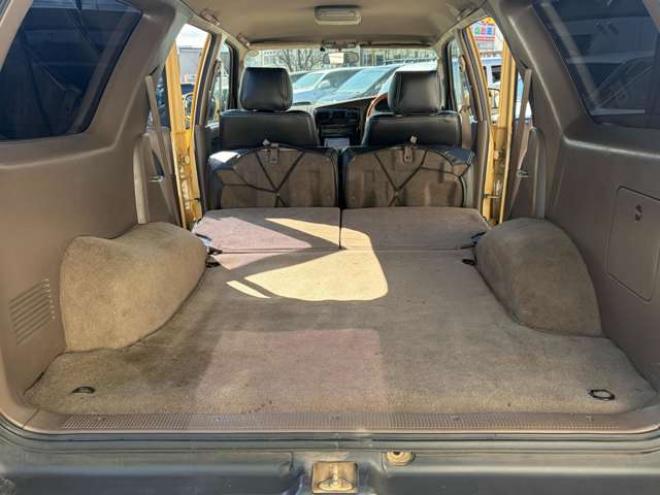 ハイラックスサーフ2.7 SSR-V ワイドボディ 4WD　US仕様　リフトアップ　全塗装済　社外ナビ　パワステ　パワーウィンドウ　ETC　バックカメラ　アルミホイール　ルーフレール　キーレスエントリー　ABS　エアコン 2700