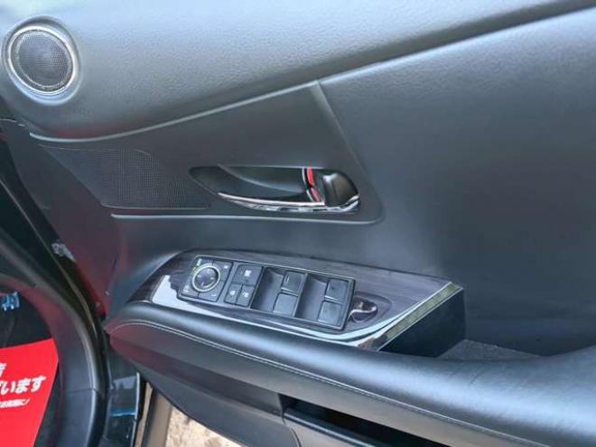 レクサスRXハイブリッド 450h 4WD　サンルーフ　電動リアゲート　純正ナビ　バックカメラ　電動シート　パワステ　パワーウィンドウ　クルーズコントロール　エンジンスターター　アルミホイール　盗難防止装置　横滑り防止装置　ドライブレコーダー 3500