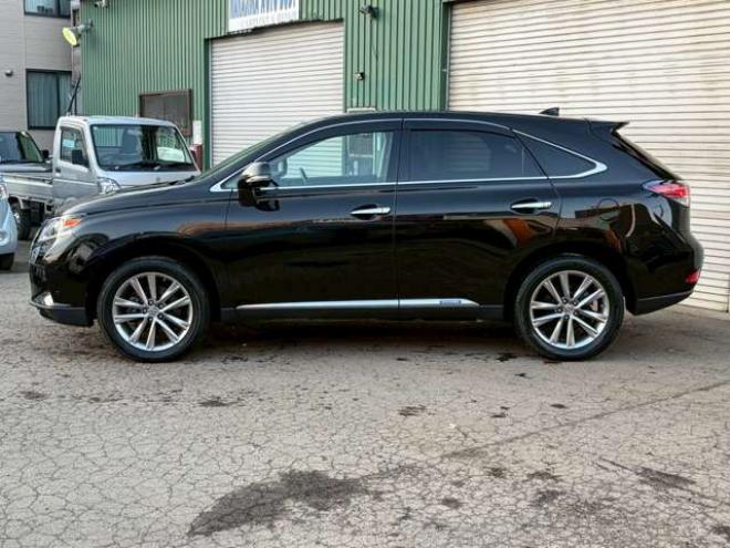 レクサスRXハイブリッド 450h 4WD　サンルーフ　電動リアゲート　純正ナビ　バックカメラ　電動シート　パワステ　パワーウィンドウ　クルーズコントロール　エンジンスターター　アルミホイール　盗難防止装置　横滑り防止装置　ドライブレコーダー 3500