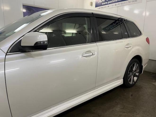 レガシィワゴン２．５ｉ　Ｂスポーツアイサイト　Ｇパッケージ　本州仕入　ワンオーナー　禁煙車　衝突軽減アイサイト　純正１７インチＡＷ　社外１６ＡＷ＋スタッドレスタイヤ付　ストラーダナビ　地デジ　ＤＶＤ再生　Ｂｌｕｅｔｏｏｔｈオーディオ　バックカメラ　ＥＴＣ 4WD 2500 5Dr