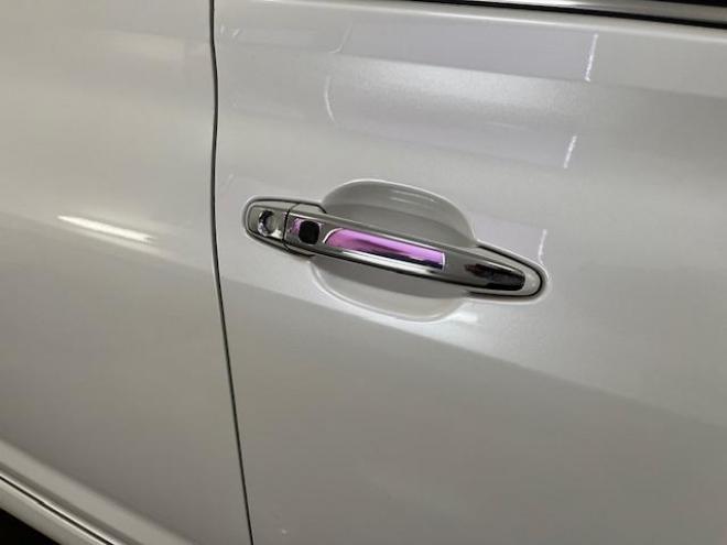 マークXジオエアリエル　本州仕入　ワンオーナー　寒冷地仕様　禁煙車　社外１６インチＡＷ　純正１６ＡＷ＋スタッドレスタイヤ付　純正ナビ　地デジ　Ｂｌｕｅｔｏｏｔｈオーディオ　ＨＩＤヘッドライト　横滑り防止装置　ＥＴＣ 4WD 2400 5Dr