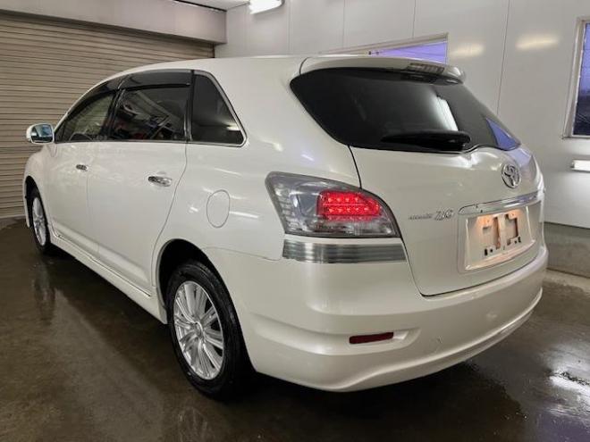 マークXジオエアリエル　本州仕入　ワンオーナー　寒冷地仕様　禁煙車　社外１６インチＡＷ　純正１６ＡＷ＋スタッドレスタイヤ付　純正ナビ　地デジ　Ｂｌｕｅｔｏｏｔｈオーディオ　ＨＩＤヘッドライト　横滑り防止装置　ＥＴＣ 4WD 2400 5Dr