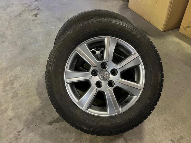 マークXジオエアリエル　本州仕入　ワンオーナー　寒冷地仕様　禁煙車　社外１６インチＡＷ　純正１６ＡＷ＋スタッドレスタイヤ付　純正ナビ　地デジ　Ｂｌｕｅｔｏｏｔｈオーディオ　ＨＩＤヘッドライト　横滑り防止装置　ＥＴＣ 4WD 2400 5Dr