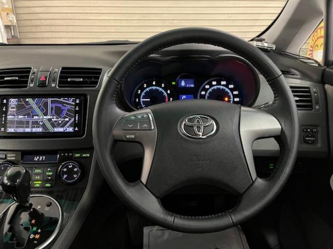 マークXジオエアリエル　本州仕入　ワンオーナー　寒冷地仕様　禁煙車　社外１６インチＡＷ　純正１６ＡＷ＋スタッドレスタイヤ付　純正ナビ　地デジ　Ｂｌｕｅｔｏｏｔｈオーディオ　ＨＩＤヘッドライト　横滑り防止装置　ＥＴＣ 4WD 2400 5Dr