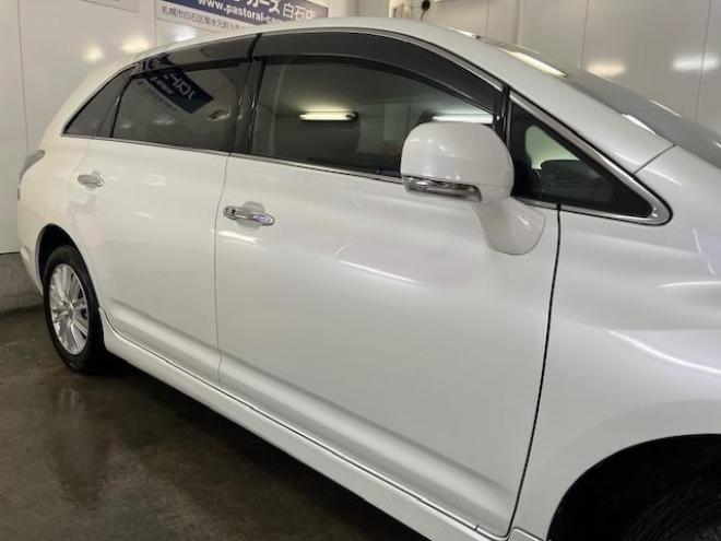 マークXジオエアリエル　本州仕入　ワンオーナー　寒冷地仕様　禁煙車　社外１６インチＡＷ　純正１６ＡＷ＋スタッドレスタイヤ付　純正ナビ　地デジ　Ｂｌｕｅｔｏｏｔｈオーディオ　ＨＩＤヘッドライト　横滑り防止装置　ＥＴＣ 4WD 2400 5Dr