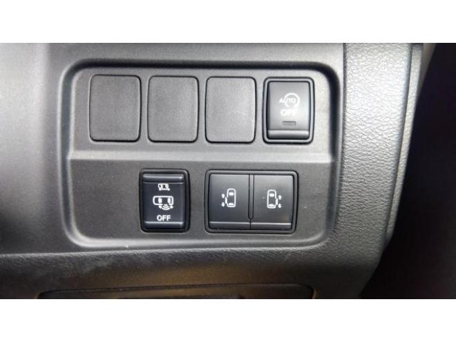 セレナハイウェイスター　4WD 4WD 2000 5Dr