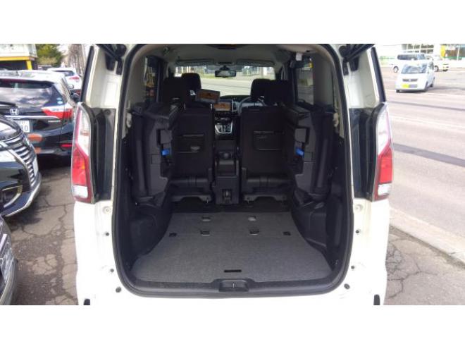 セレナハイウェイスター　4WD 4WD 2000 5Dr