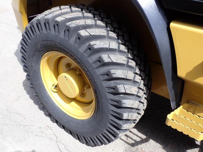 ホイールローダ901C2　スパイクタイヤ　恵庭ヤード 4WD