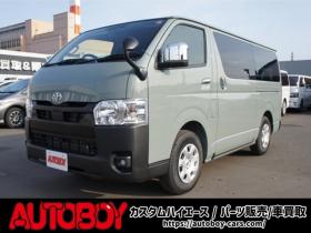 ハイエースバン　2.8 スーパーGL ロング ディーゼルターボ 4WD　アースカラーPKG　アーバンカーキ　　両側パワースライドドア　デジタルインナーミラー　全方位カメラ　バックカメラ　寒冷地仕様　LEDヘッドライト　415コブラフラットベッドキット 登録済未使用車 2800