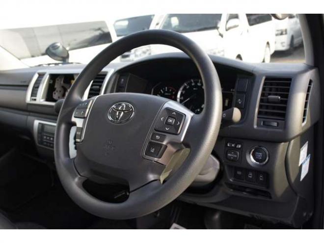 ハイエースバン2.8 スーパーGL ロング ディーゼルターボ 4WD　アースカラーPKG　アーバンカーキ　　両側パワースライドドア　デジタルインナーミラー　全方位カメラ　バックカメラ　寒冷地仕様　LEDヘッドライト　415コブラフラットベッドキット 登録済未使用車 2800