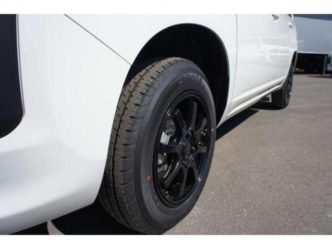 プロボックスバン1.5 F 4WD　走行500キロ　衝突軽減システム　純正LEDフォグ　電動格納ドアミラー オートライト 前後PW　ルームミラー内蔵Bカメラ　ドラレコ　Bluetooth&フルセグナビ 下廻防錆加工 フロアマット　ドアバイザー 社外14インチAW 1500