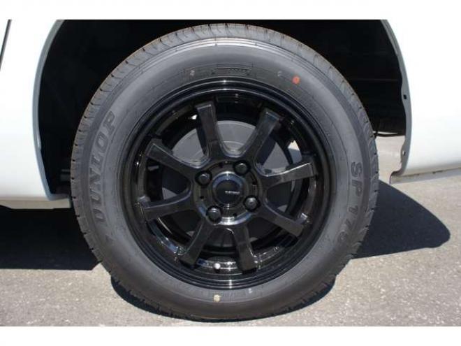 プロボックスバン1.5 F 4WD　走行500キロ　衝突軽減システム　純正LEDフォグ　電動格納ドアミラー オートライト 前後PW　ルームミラー内蔵Bカメラ　ドラレコ　Bluetooth&フルセグナビ 下廻防錆加工 フロアマット　ドアバイザー 社外14インチAW 1500