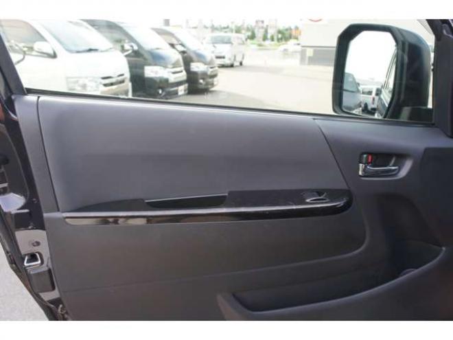 ハイエースバン2.8 スーパーGL ダークプライムII ロングボディ ディーゼルターボ 4WD　415COBRA　クリーンルック3Fスポ&BY2ボンネット&ステージ2ルーフスポ&バッドラッカーIII17インチAW&フラットベッドキット　ヨコハマPARADA17インチ　デジタルインナー　パノラマモニター　両側パワースライドドア 2800