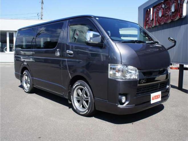 ハイエースバン2.8 スーパーGL ダークプライムII ロングボディ ディーゼルターボ 4WD　415COBRA　クリーンルック3 Fスポイラー&BY2Neoボンネット&ステージ2ルーフスポイラー&バッドラッカー17インチAW&フラットベッドキット　ヨコハマPARADA215/60R17　両側パワースライドドア　デジタルインナー 2800