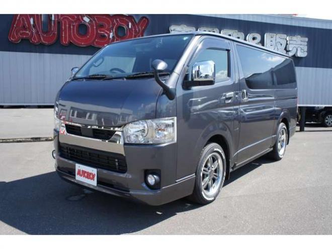 ハイエースバン2.8 スーパーGL ダークプライムII ロングボディ ディーゼルターボ 4WD　415COBRA　クリーンルック3 Fスポイラー&BY2Neoボンネット&ステージ2ルーフスポイラー&バッドラッカー17インチAW&フラットベッドキット　ヨコハマPARADA215/60R17　両側パワースライドドア　デジタルインナー 2800