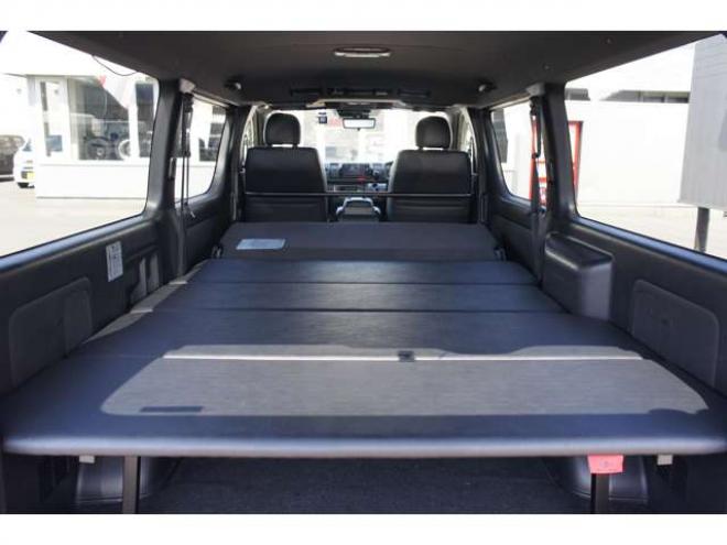 ハイエースバン2.8 スーパーGL ダークプライムII ロングボディ ディーゼルターボ 4WD　415COBRA　クリーンルック3 Fスポイラー&BY2Neoボンネット&ステージ2ルーフスポイラー&バッドラッカー17インチAW&フラットベッドキット　ヨコハマPARADA215/60R17　両側パワースライドドア　デジタルインナー 2800