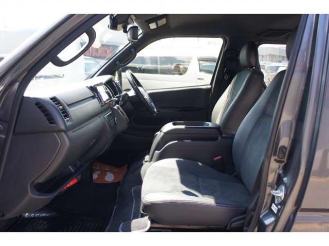 ハイエースバン2.8 スーパーGL ダークプライムII ロングボディ ディーゼルターボ 4WD　415COBRA　クリーンルック3 Fスポイラー&BY2Neoボンネット&ステージ2ルーフスポイラー&バッドラッカー17インチAW&フラットベッドキット　ヨコハマPARADA215/60R17　両側パワースライドドア　デジタルインナー 2800