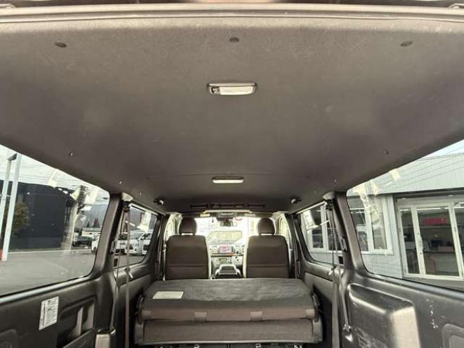 ハイエースバン2.8 スーパーGL 50TH アニバーサリー リミテッド ロングボディ ディーゼルターボ 4WD　415COBRA　CL-3 フロントリップスポイラー　ステージ2ルーフスポイラー　By2NEO　BADフェイスボンネット　ローフォルムフェンダー　ESSEX　ENCB　17インチブロンズホイール　ヨコハマパラダ　NEWパーツカスタム 2800