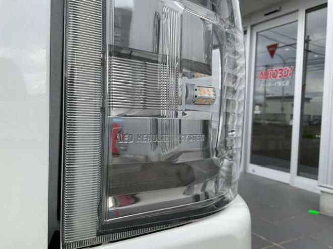 ハイエースバン2.8 スーパーGL ダークプライムII ロングボディ ディーゼルターボ 4WD　モデリスタフロントスポイラー　ワーク18インチAW　8インチナビTV 両側電動パワースライドドア 415COBRAフラットキット(ベッドキット) 2800