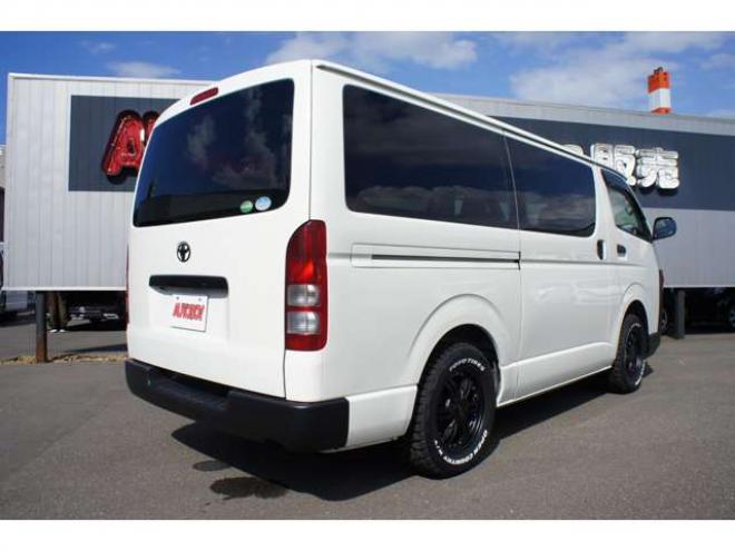 ハイエースバン2.8 DX ロング ディーゼルターボ 4WD　フロントシートセパレート仕様変更済　　　センターコンソール付　415COBRA丸目ライトキット&バッドラッカー16インチAW　415SAFARIフロントスポイラー　TOYOオープンカントリーR/T　電動格納ドアミラー 2800
