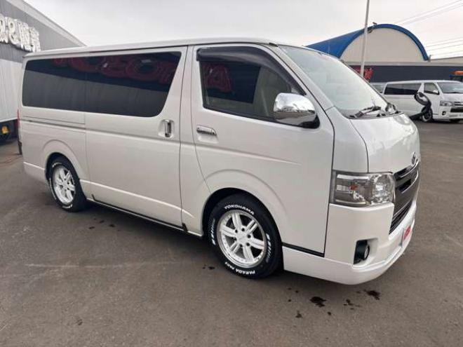 レジアスエース2.8 スーパーGL ダークプライムII ロングボディ ディーゼルターボ 4WD　415COBRA　クリーンルック3フロントスポイラー　ステージ2ルーフスポイラー　バッドラッカーIII17インチAW　ヨコハマPARADA215/60R17　両側パワースライドドア　ETC 2800