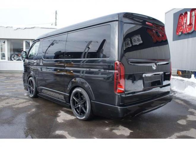 ハイエース2.7 GL ロング ファインテックツアラー 4WD　415COBRA　ファントムヘッドライトシステム&フェイスリフトキット&F/S/R/ルーフスポ/ボンネット/プレステージテールランプ&新作バッドラッカーHP-6　18インチAW　TOYO　H30　225/50R18 2700