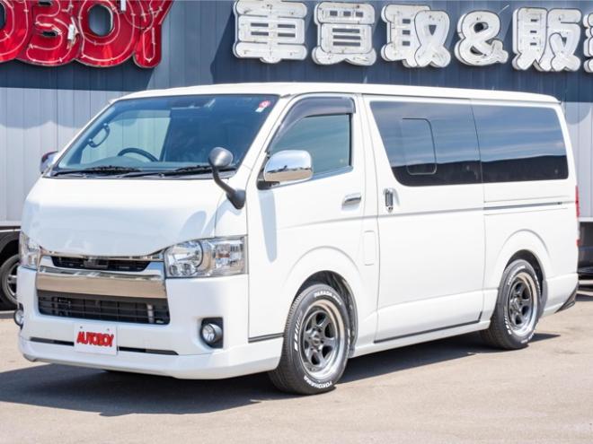 ハイエースバン2.8 スーパーGL ダークプライムII ロングボディ ディーゼルターボ 4WD　ESSEXカスタム　FリップスポイラーVer.4　サイドライナー　クワトロリアバンパー　プログレスIバッドパネル　17インチELホイール　ヨコハマPARADA　415COBRAフラットキット 2800
