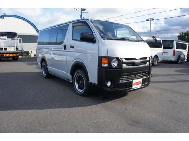 レジアスエース2.8 スーパーGL ロングボディ ディーゼルターボ 4WD　415COBRA丸目キット&CL3フロントリップ&ステージIリアスポ　415SAFARIオーバーフェンダー　ESSEXステラ16インチAW　TOYOオープンカントリーR/T　415COBRAベッドキット　寒冷地仕様　純正ETC 新品シートカバー 2800