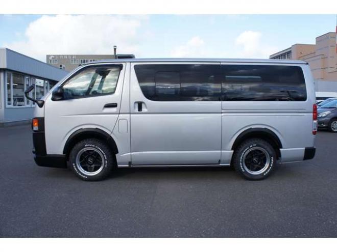 レジアスエース2.8 スーパーGL ロングボディ ディーゼルターボ 4WD　415COBRA丸目キット&CL3フロントリップ&ステージIリアスポ　415SAFARIオーバーフェンダー　ESSEXステラ16インチAW　TOYOオープンカントリーR/T　415COBRAベッドキット　寒冷地仕様　純正ETC 新品シートカバー 2800