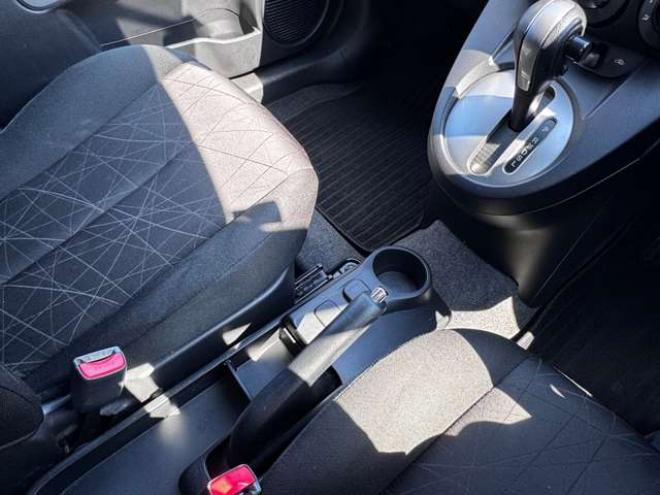 デミオ1.3 13C 4WD　キーレス・外1DIN・CD・AUX・オートライト・切替4WD・電動格納ミラー 1300