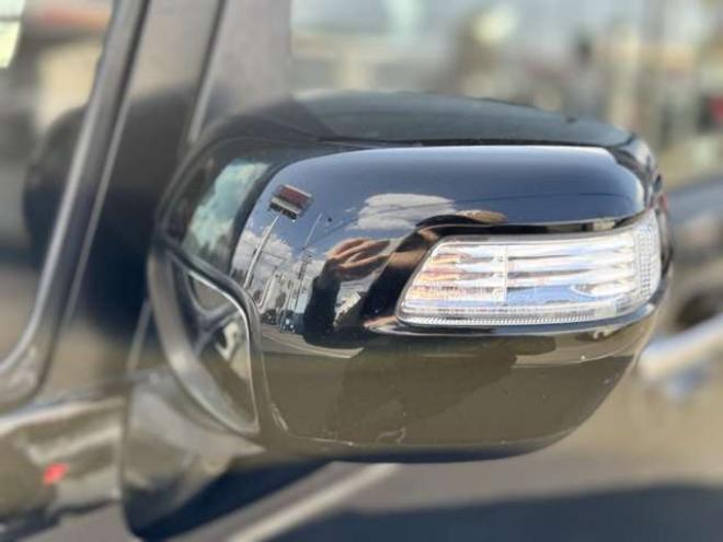 N-BOXカスタムG ターボSSパッケージ 4WD　プッシュスタート・横滑り防止・パドルシフト・クルーズコントロール・両側パワースライドドア・HIDオートライト・フォグランプ・オートエアコン・ETC・ミラーヒーター・純正フルセグTV・純正14incアルミホイール 660