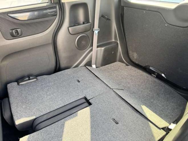 N-BOXカスタムG ターボSSパッケージ 4WD　プッシュスタート・横滑り防止・パドルシフト・クルーズコントロール・両側パワースライドドア・HIDオートライト・フォグランプ・オートエアコン・ETC・ミラーヒーター・純正フルセグTV・純正14incアルミホイール 660