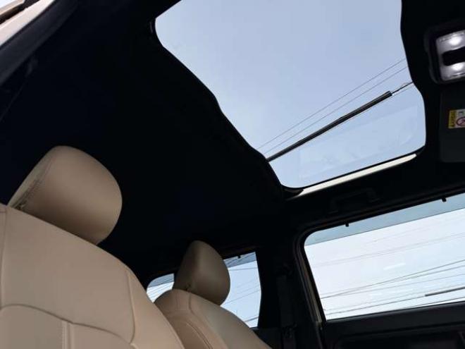 タフトGターボ クロム ベンチャー 4WD　スマートアシストプッシュスタート　エンジンスターター　純正オプションナビ　Bluetooth シートヒーター　追従クルコン　クラッツィオシートカバー　サンルーフ　ドライブレコーダー　新品ジオランダーマッドタイヤ 660