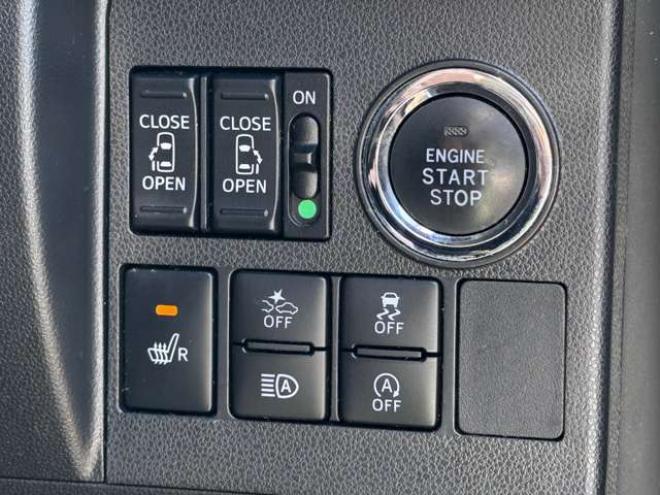 タントカスタム RS トップエディション SAIII 4WD　スマートキー・プッシュスタート・純正8incSDナビ・フルセグTV・BT・バックカメラ・片側シートヒーター・アイドリングストップ・横滑り防止・両側スライドドア・LEDヘッドライト・ETC・シートカバー 660