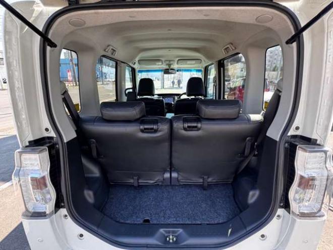 タントカスタム RS トップエディション SAIII 4WD　スマートキー・プッシュスタート・純正8incSDナビ・フルセグTV・BT・バックカメラ・片側シートヒーター・アイドリングストップ・横滑り防止・両側スライドドア・LEDヘッドライト・ETC・シートカバー 660