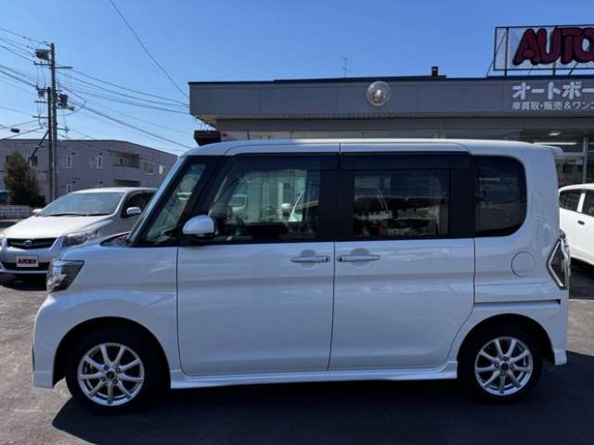 タントカスタム RS トップエディション SAIII 4WD　スマートキー・プッシュスタート・純正8incSDナビ・フルセグTV・BT・バックカメラ・片側シートヒーター・アイドリングストップ・横滑り防止・両側スライドドア・LEDヘッドライト・ETC・シートカバー 660