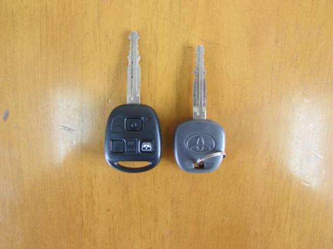 ハイラックスサーフ2.7 SSR-X リミテッド 4WD　MID17インチホイール/LEDヘッドライト/LEDフォグ/リアフォグ/キーレス/社外ナビ/バックカメラ 2700