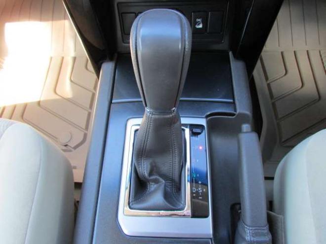 ランドクルーザープラド 2.8 TX ディーゼルターボ 4WD　社外ナビ/フルセグTV/バックカメラ/ETC/LEDヘッドライト・フォグ/ドライブレコーダー/スマートキー 2800