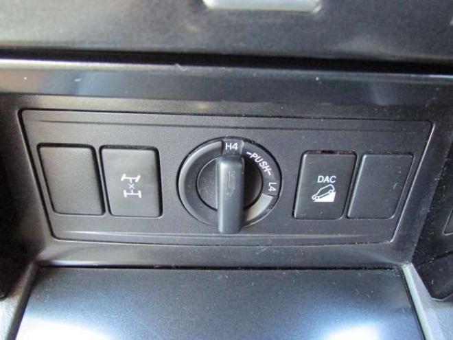 ランドクルーザープラド 2.8 TX ディーゼルターボ 4WD　社外ナビ/フルセグTV/バックカメラ/ETC/LEDヘッドライト・フォグ/ドライブレコーダー/スマートキー 2800