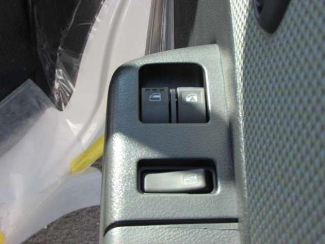 タウンエースバン1.5 GL 4WD　登録済未使用車/スマートアシスト/LEDヘッドライト/ベッドキット/MAD CROSS14インチホイール+ジオランダーX-AT/キーレス/アイドリングストップ 登録済未使用車 1500