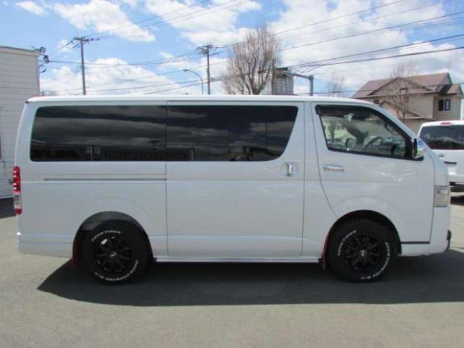 レジアスエース2.8 スーパーGL ダークプライムII ロングボディ ディーゼルターボ 4WD　バン　TRDバンパー&アルパインBIG-X11型　リアヒーター&クーラー　プッシュスタート　スマートキー　　両側スライドドア　ドラレコ　ETC　車線逸脱防止　横滑り防止装置　電動格納ミラー　ベッドキッド 2800