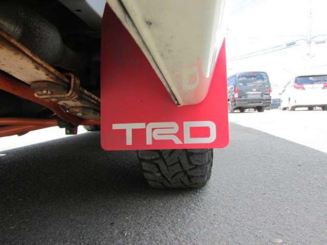 レジアスエース2.8 スーパーGL ダークプライムII ロングボディ ディーゼルターボ 4WD　バン　TRDバンパー&アルパインBIG-X11型　リアヒーター&クーラー　プッシュスタート　スマートキー　　両側スライドドア　ドラレコ　ETC　車線逸脱防止　横滑り防止装置　電動格納ミラー　ベッドキッド 2800